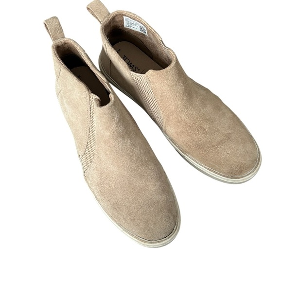 TOMS tan suede high top slip on shoes women’s size 8.5W - Picture 2 of 8